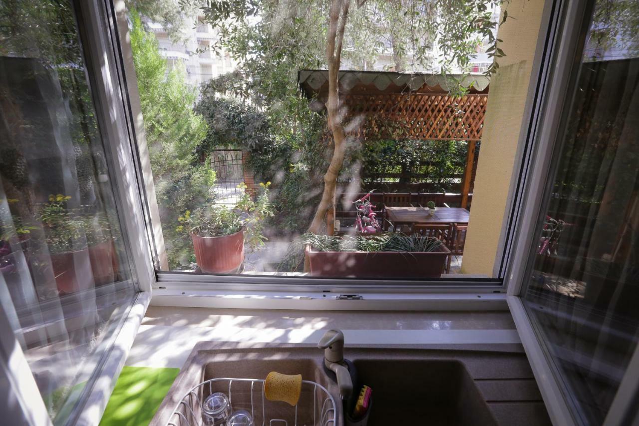Pine-Tree Apt W/ Private Garden 50 M From The Sea 골렘 외부 사진